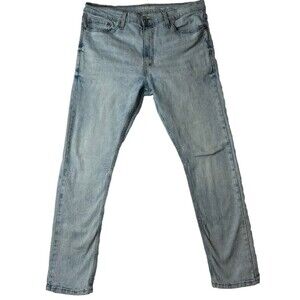Signature Levi Strauss Men’s 36x32 Light wash Straight Cut Casual Normcore